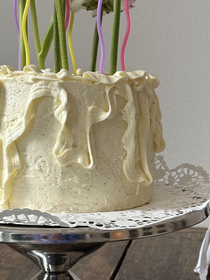birthdaycake with flowers